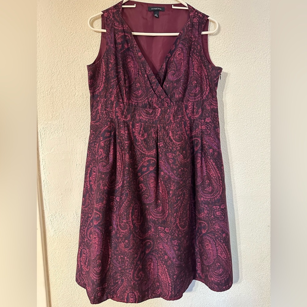 Lands’ End Dress Women Burgundy Paisley Silk Blend Sleeveless Empire Waist Sz 12